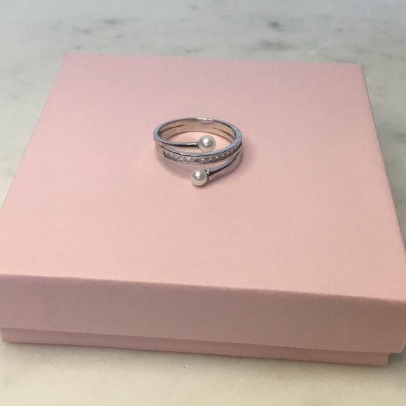 Sterling Silver Cz & Simulated Pearl Ring - Picture 12 of 15